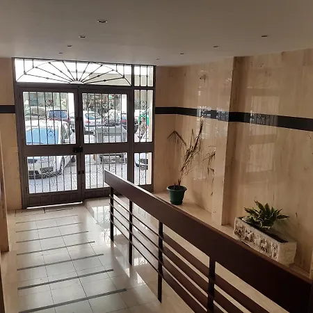 Verdaguer Cosy Flat Διαμέρισμα *